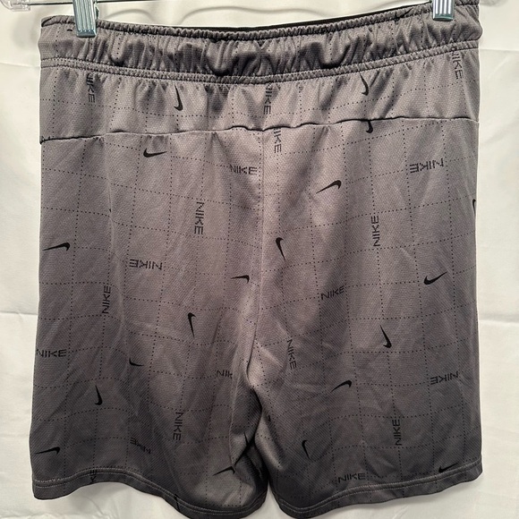 Nike Dri-Fit Grid Print 7" Athletic Shorts Iron Gray Black Size Medium - Picture 5 of 8